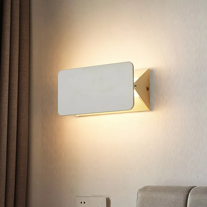 Moderne LED-Wandlampe mit Aluminium-Schwenkarm für zeitgenössische Innenräume | Temsk