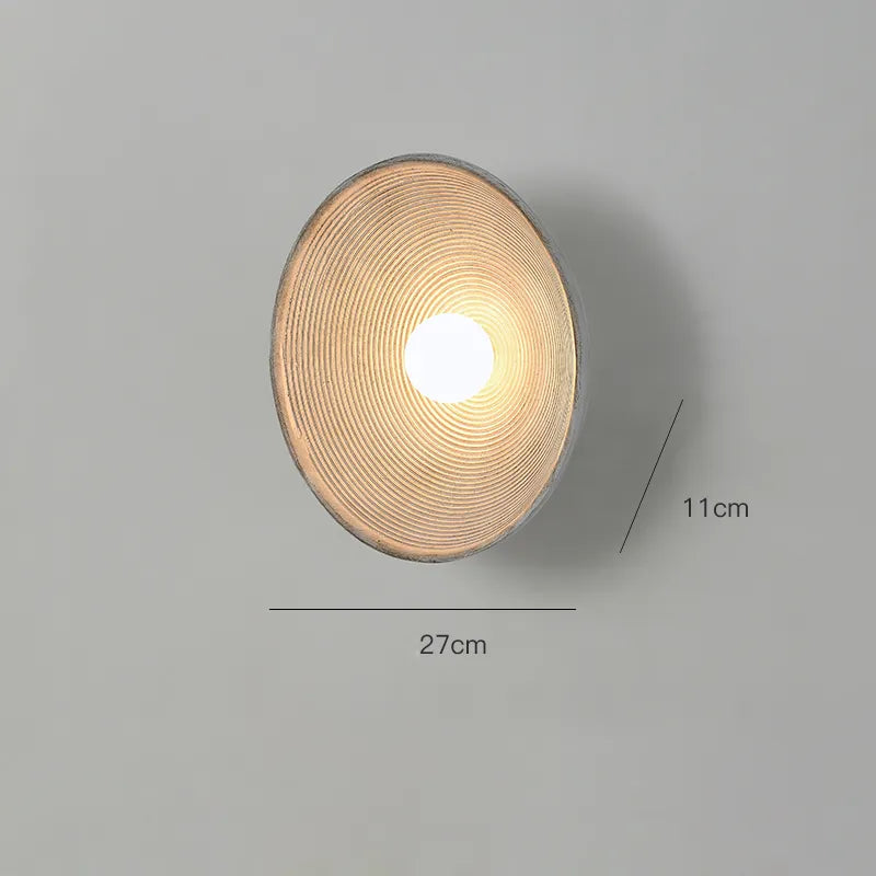 Handgefertigte LED-Holzwandlampe mit rustikalem Charme und sanfter Atmosphäre | Temsk