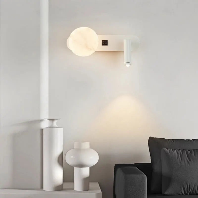 LunarBeam Wandleuchte Duo mit Umgebungslicht und verstellbarem Spot für nordisches Schlafzimmer | Temsk