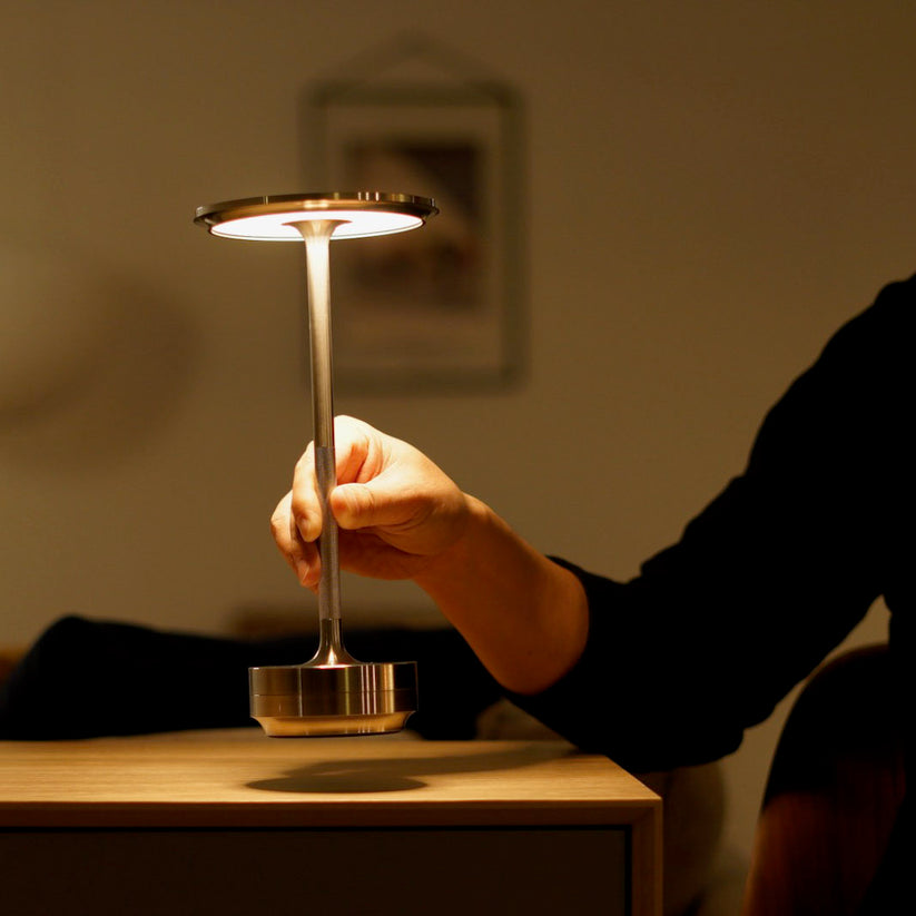 AuroraLine Sleek Table Lamp For Modern Interiors And Ambience | Temsk
