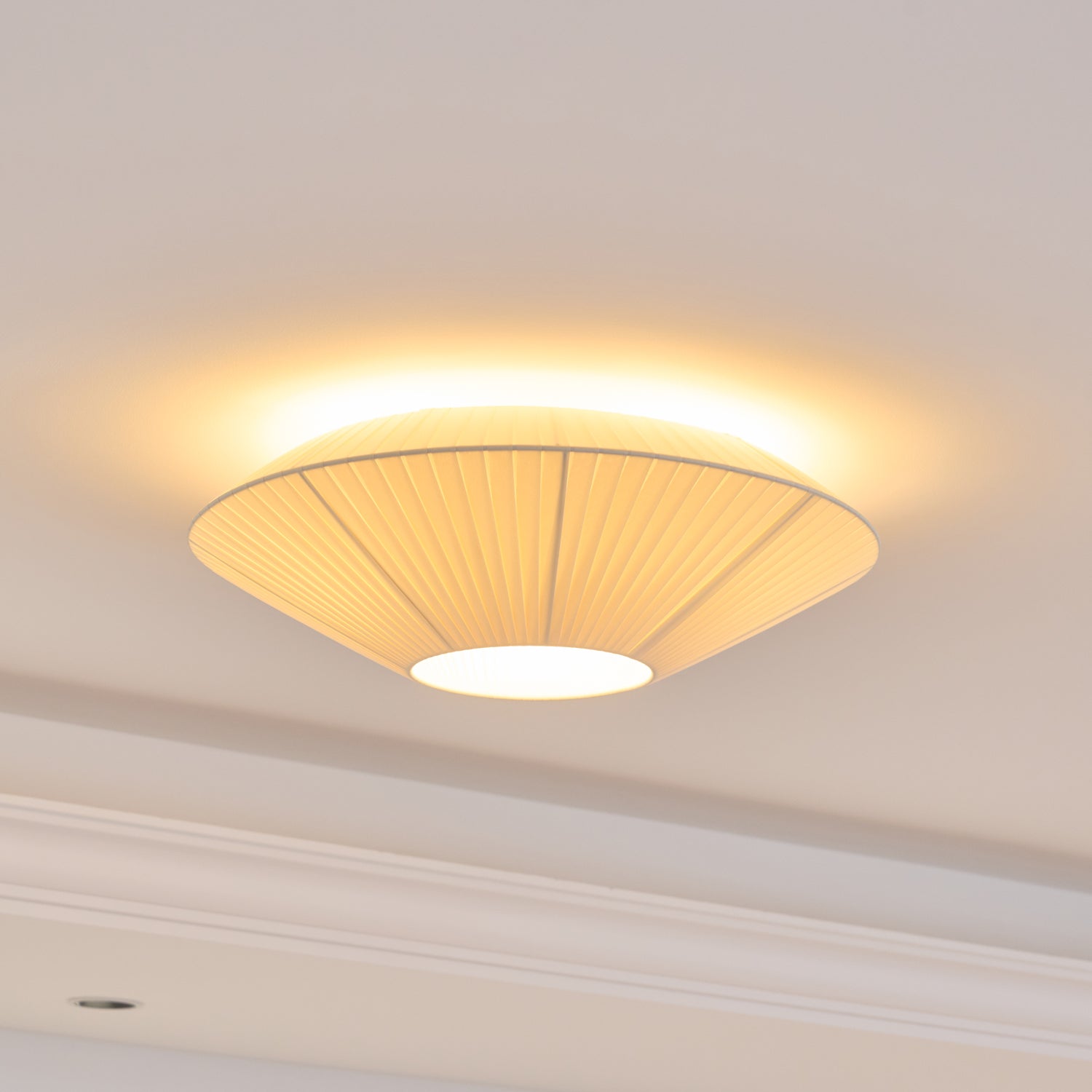Oriental Style Ceiling Lamp With Fabric Shade For Dining Room Light Dimmable Three Sizes | Temsk