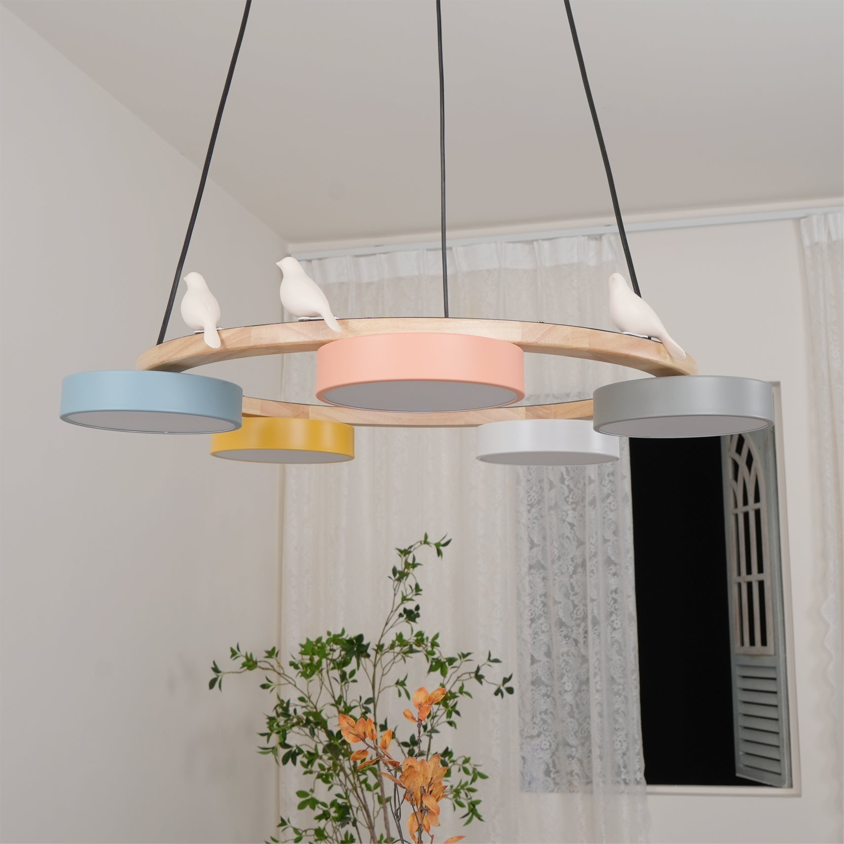 Sienna Vogelrunder Kronleuchter mit naturinspiriertem LED-Licht | Temsk