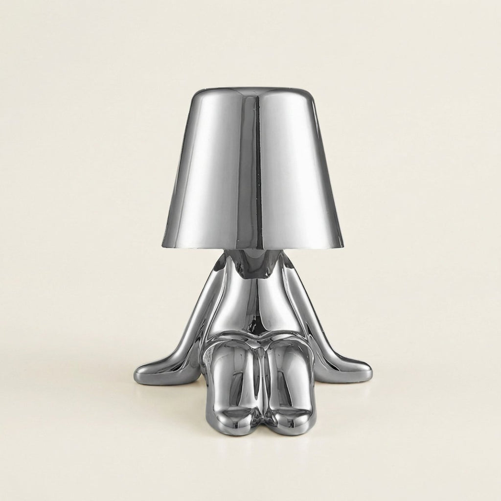 Moderne kompakt bordlampe med unikt design og energieffektiv LED | Temsk