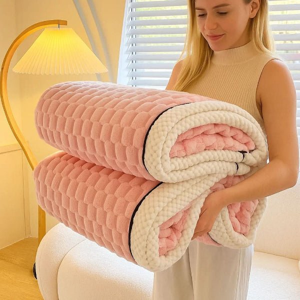 LuxeWeave Blanket Thoughtful Gift With Elegant Texture | Temsk