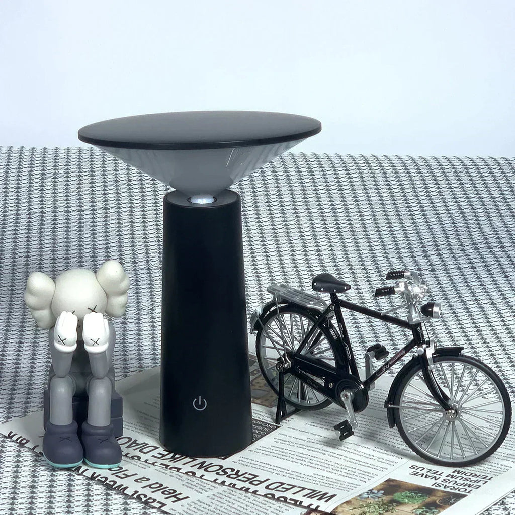 AuraNova Cordless Table Lamp With Dimmable Remote Control | Temsk