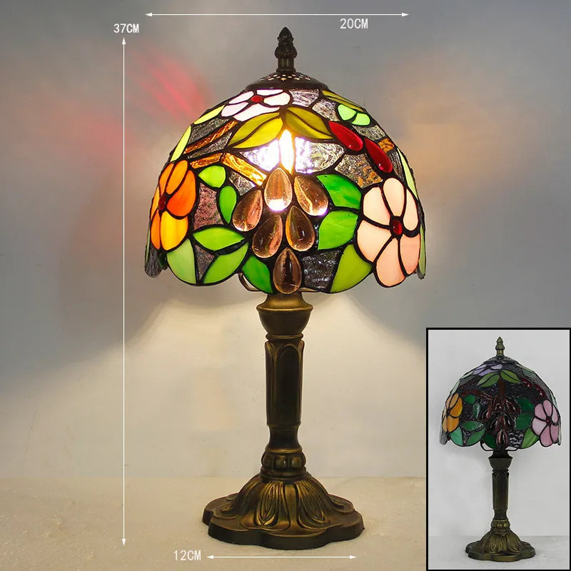 NovaGlow stolní lampa ve stylu Tiffany pro domácí nebo kancelářské použití | Temsk