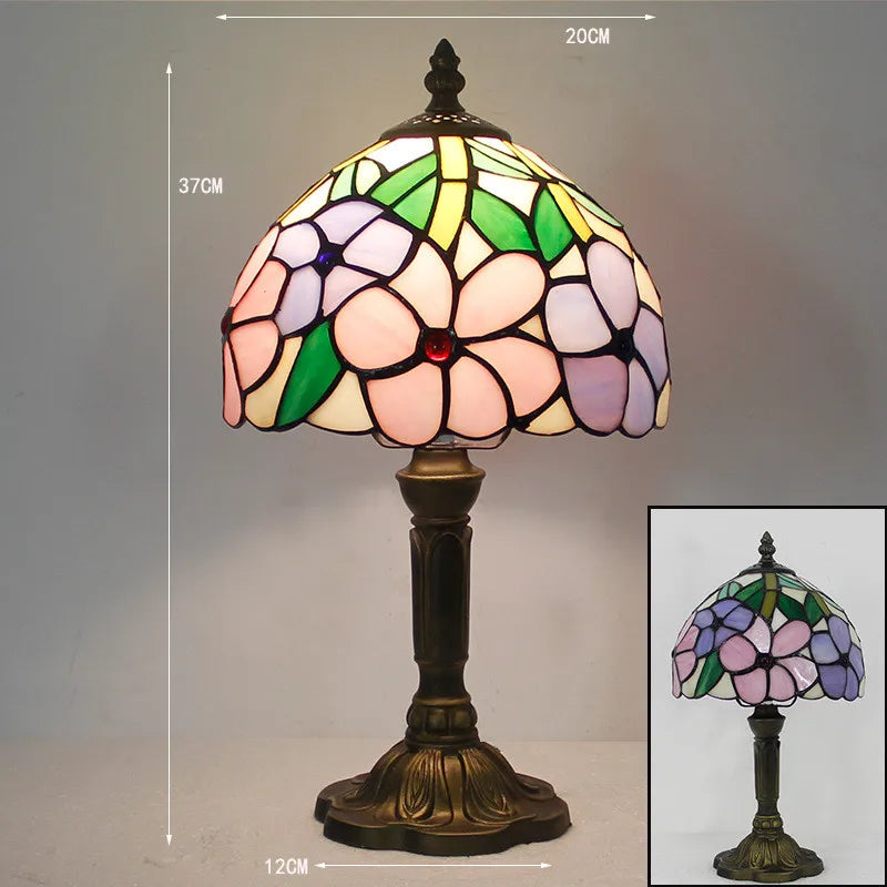 NovaGlow stolní lampa ve stylu Tiffany pro domácí nebo kancelářské použití | Temsk