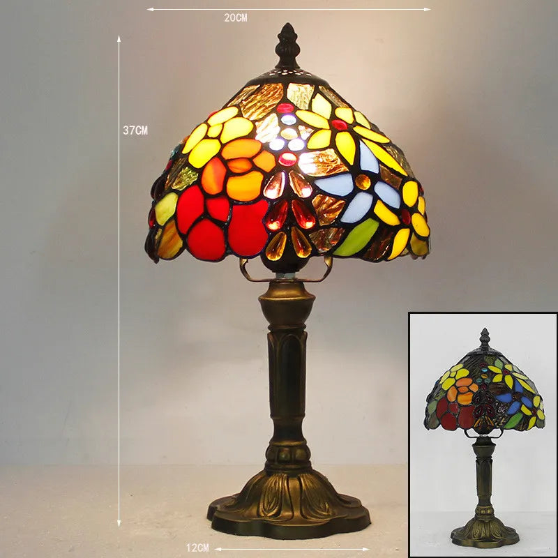 NovaGlow stolní lampa ve stylu Tiffany pro domácí nebo kancelářské použití | Temsk