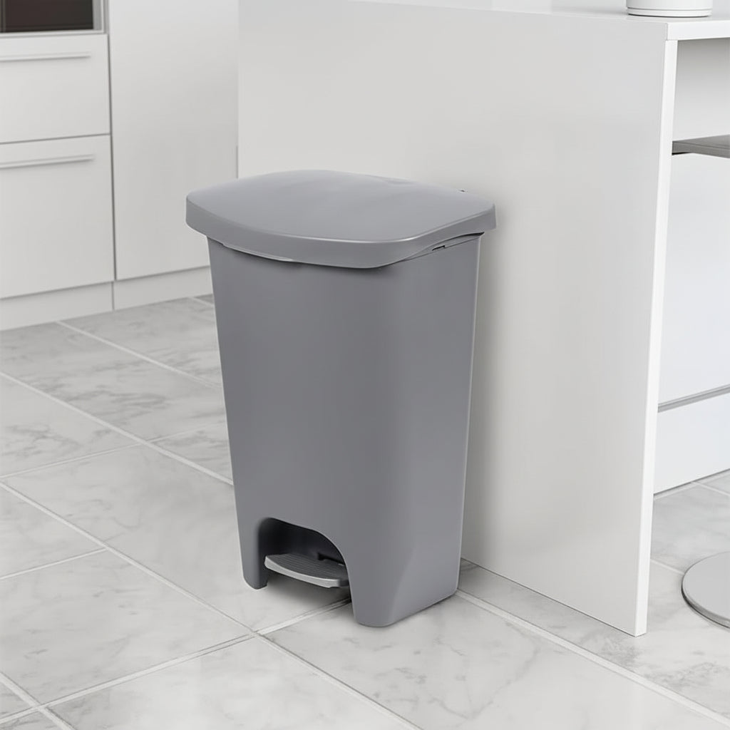 White 13-Gallon Trash Can With Step Pedal And Odor Protection | Temsk