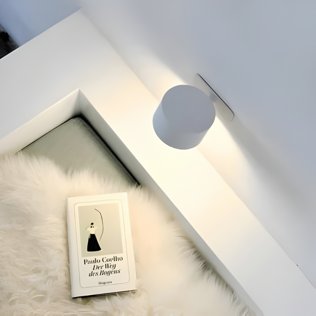 Verstellbare Wandleuchte mit magnetischer Halterung und wiederaufladbarer LED | Temsk