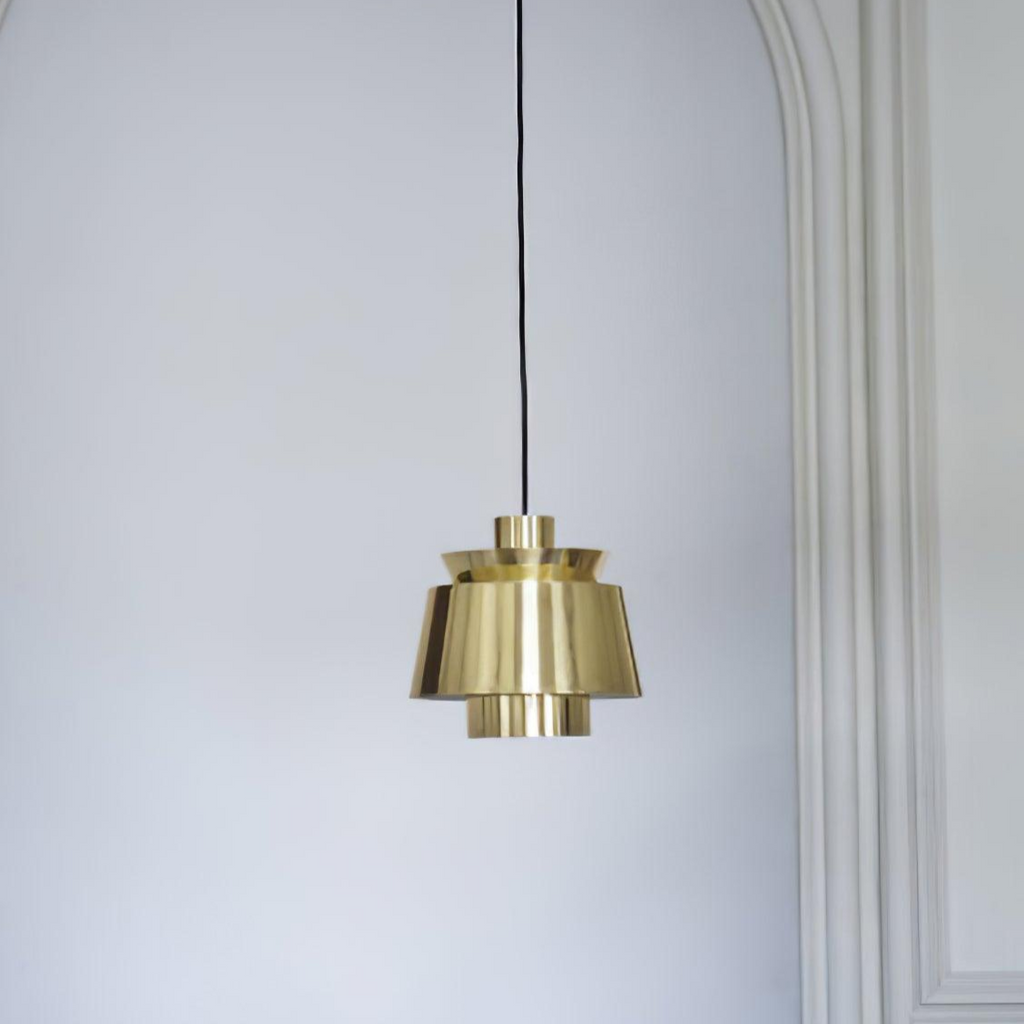 Astraea Pendant Light Elegant Star Inspired Ceiling Light | Snurv | Temsk