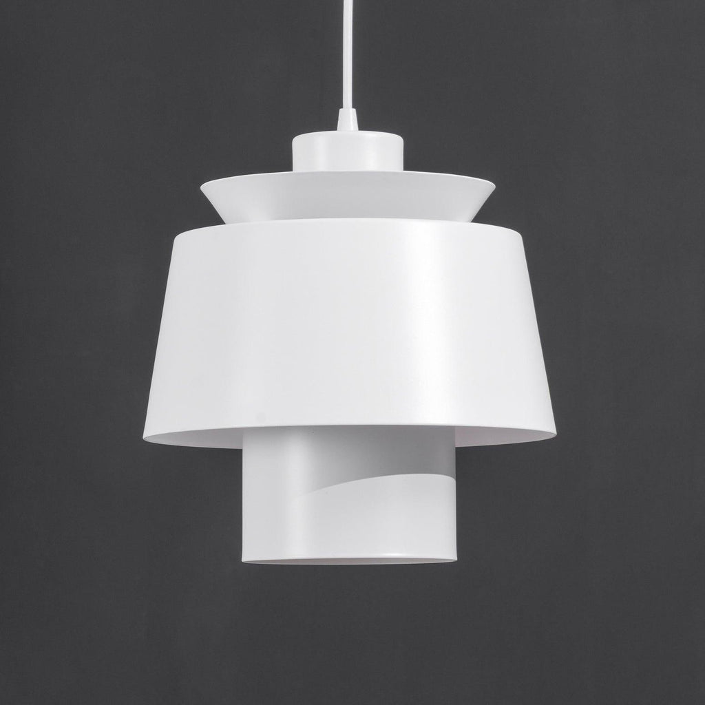 Astraea Pendant Light Elegant Star Inspired Ceiling Light | Snurv | Temsk