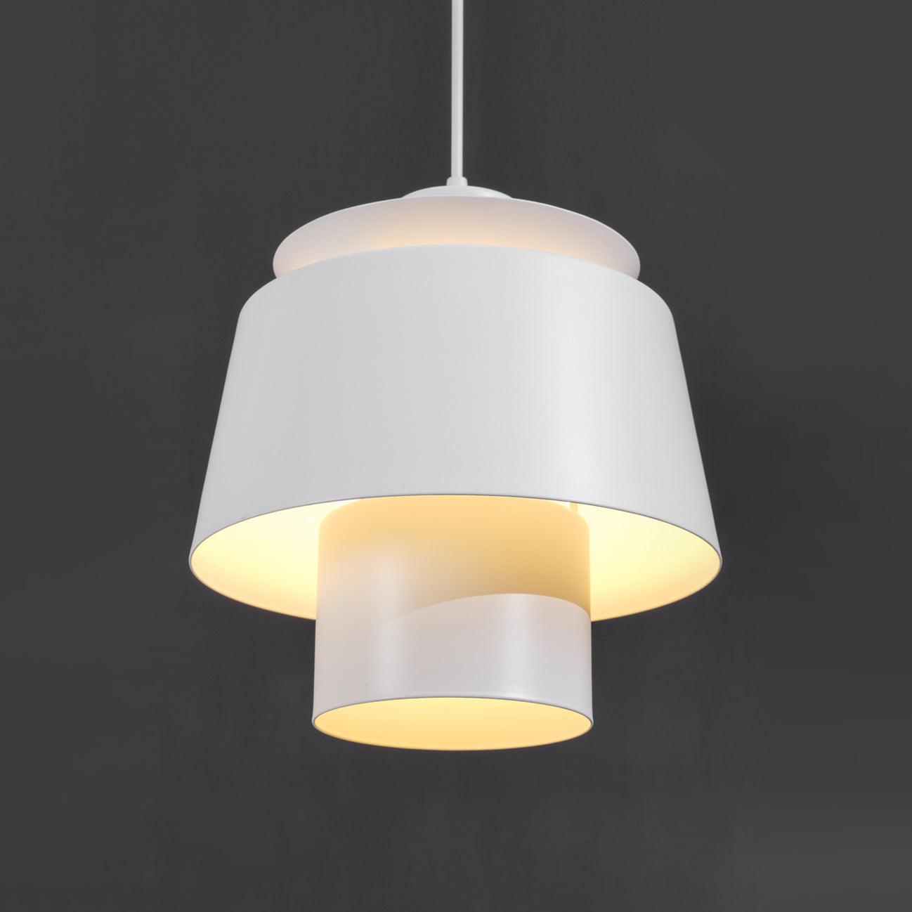 Astraea Pendant Light Elegant Star Inspired Ceiling Light | Snurv | Temsk