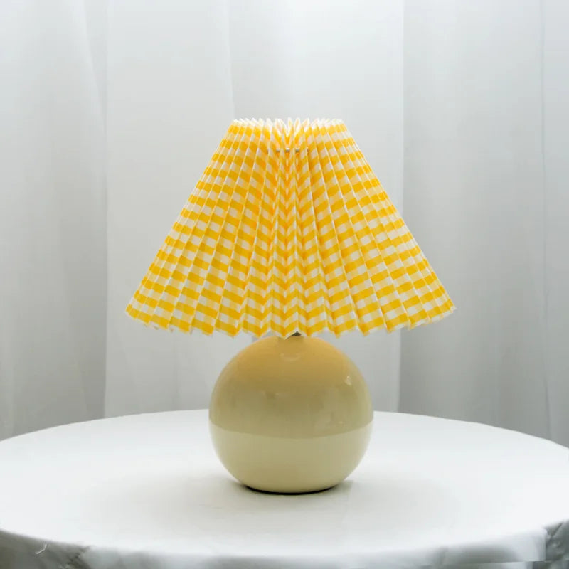 Nova Vintage Pleated Table Lamp With Classic Charm | Temsk