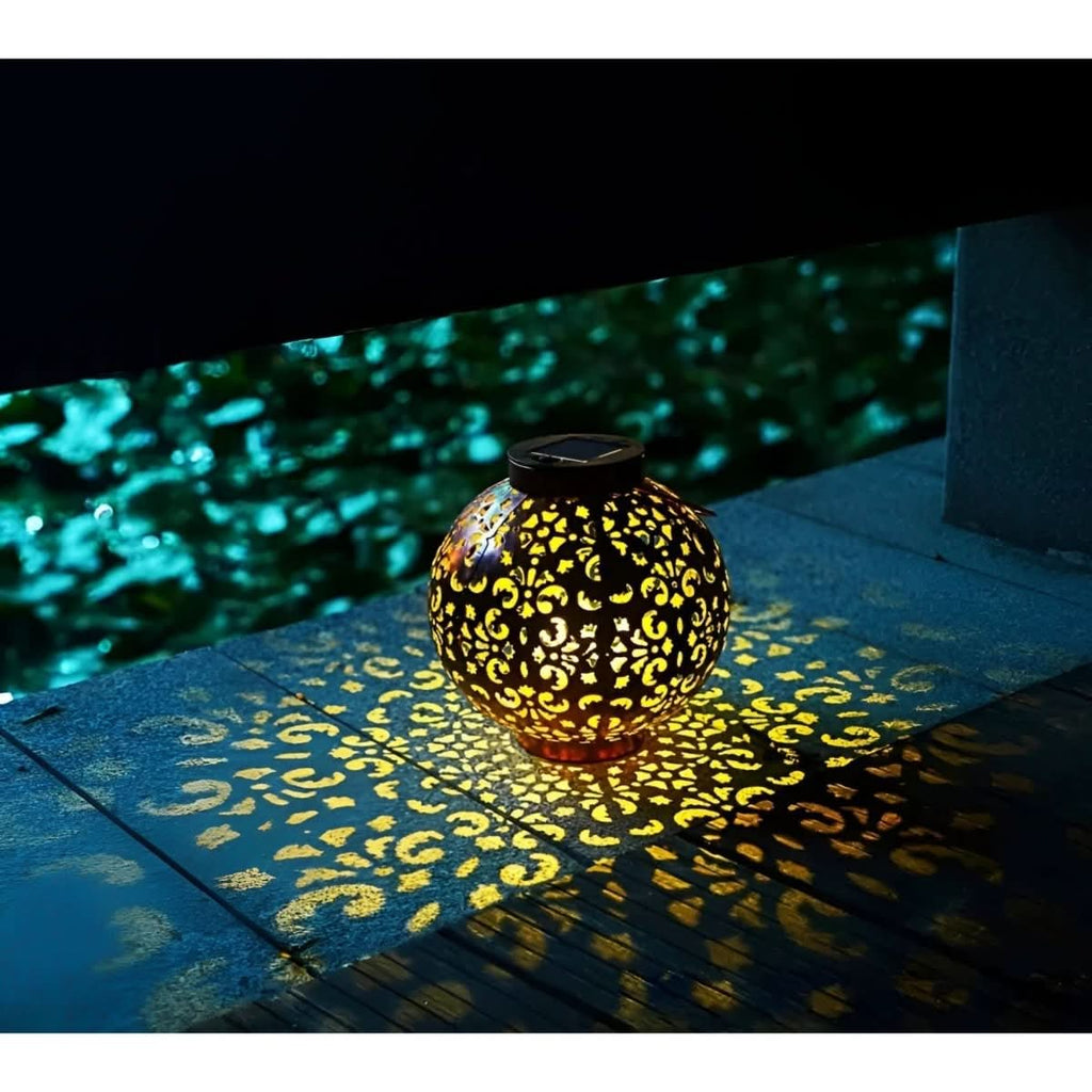 Aurora Garden Vintage Solar Garden Light for Timeless Elegance | Temsk