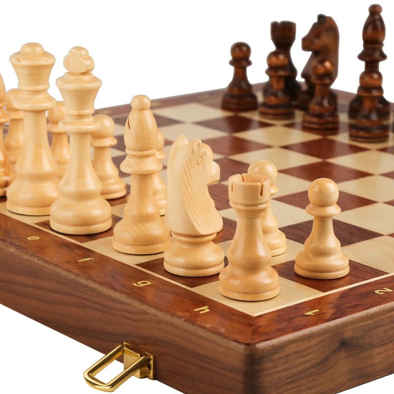 AuroraChess Premium Wooden Chess Set With Foldable Walnut Board | Temsk
