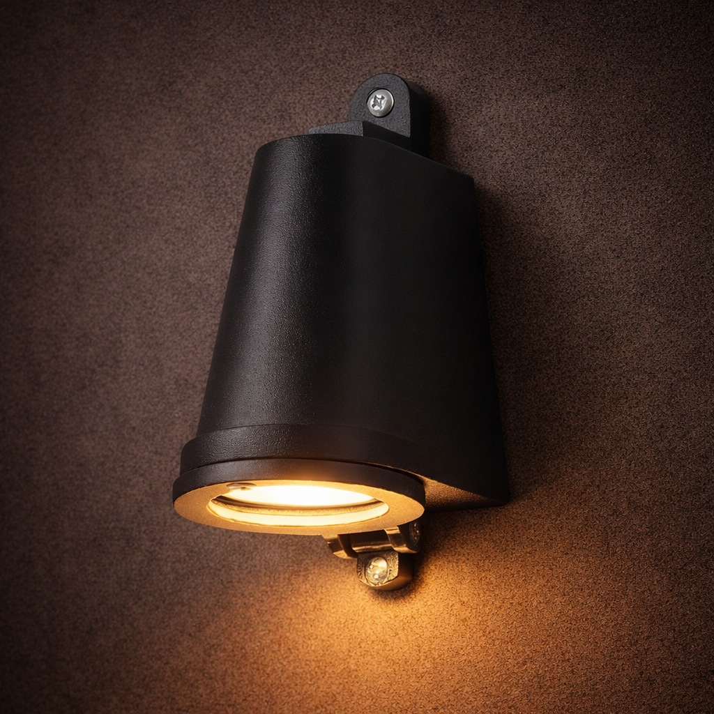 Contemporary Metal Exterior Wall Light With Warm Glow | Temsk
