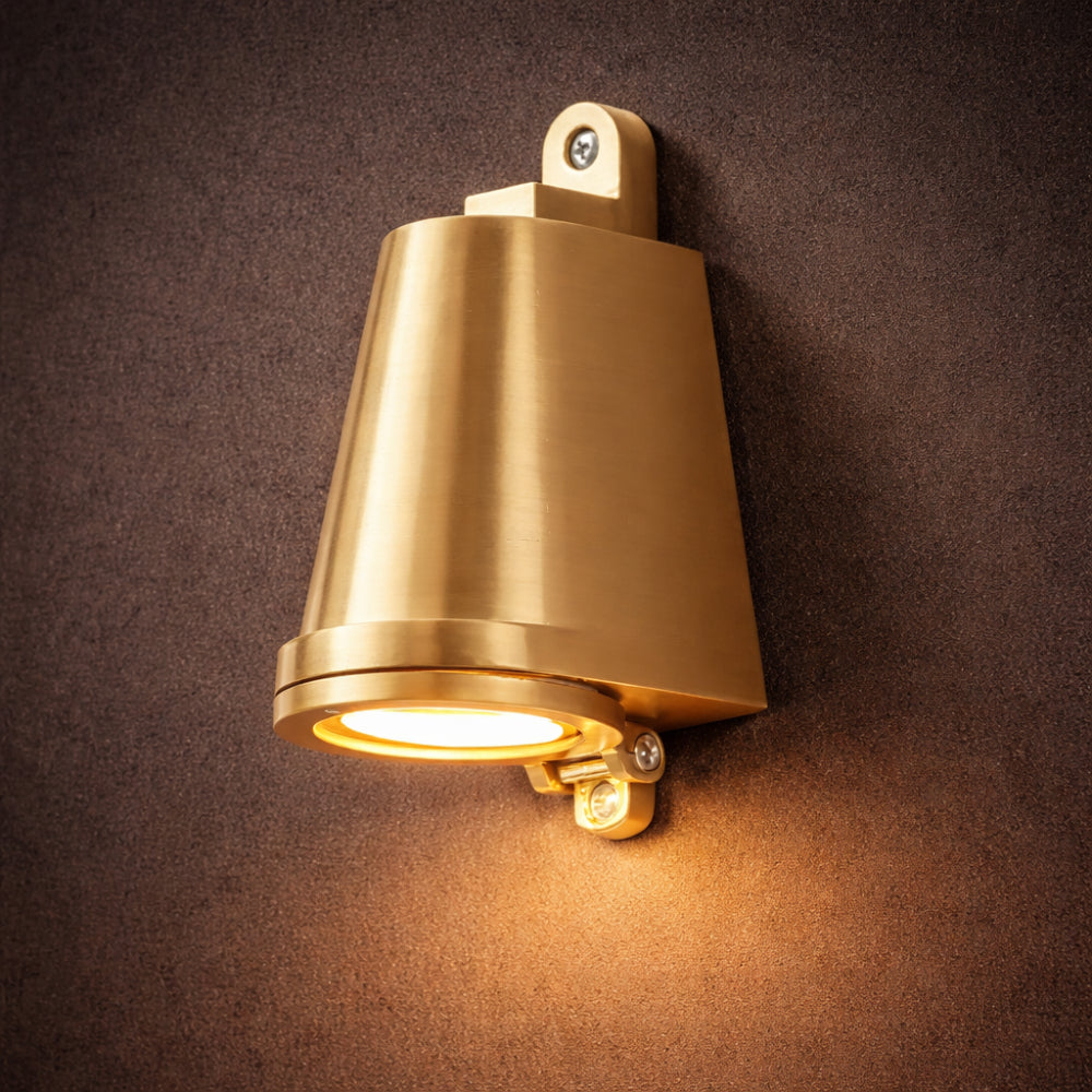 Contemporary Metal Exterior Wall Light With Warm Glow | Temsk