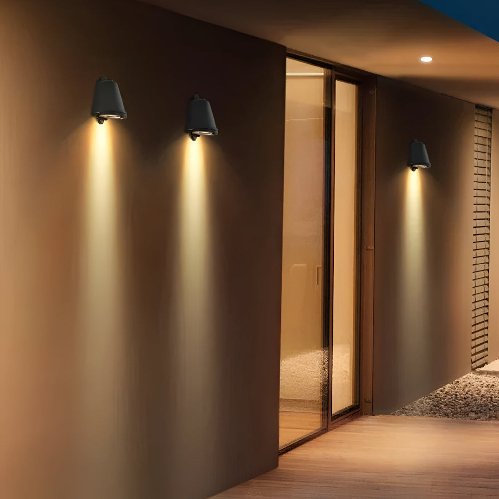 Contemporary Metal Exterior Wall Light With Warm Glow | Temsk