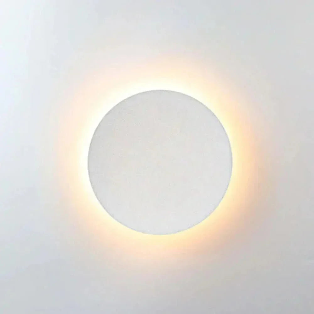 Orra Outdoor Wall Light Minimalist LED Wall Fixture Round Or Square IP65 | Temsk
