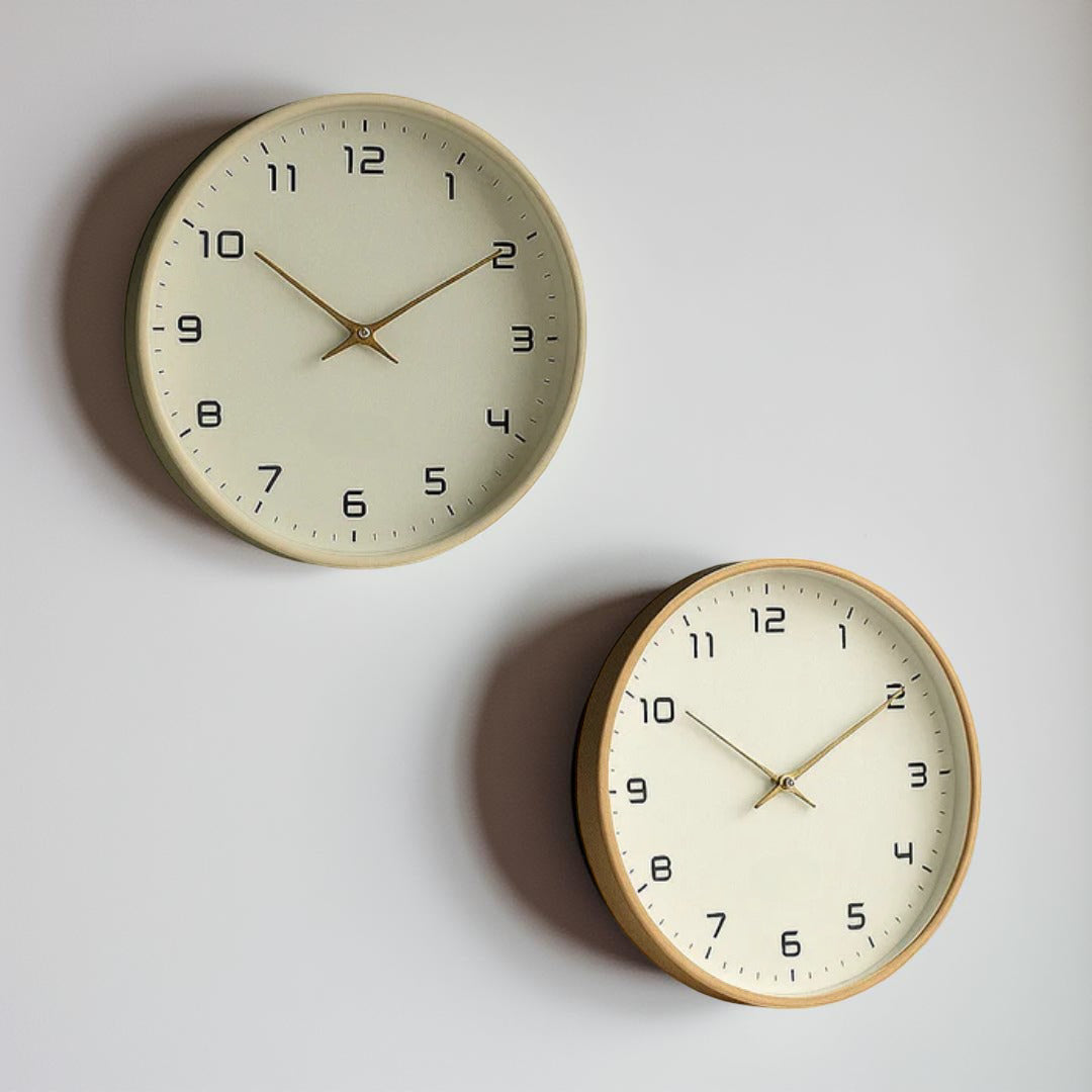 Minimalistische Holzwanduhr mit geräuschlosem Quarzwerk | Temsk