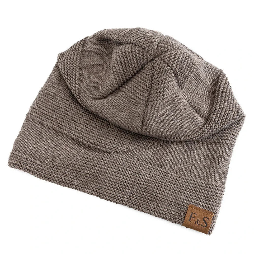 Lockere Beanie-Mütze mit Acrylfutter, gestrickte Wintermütze | Temsk