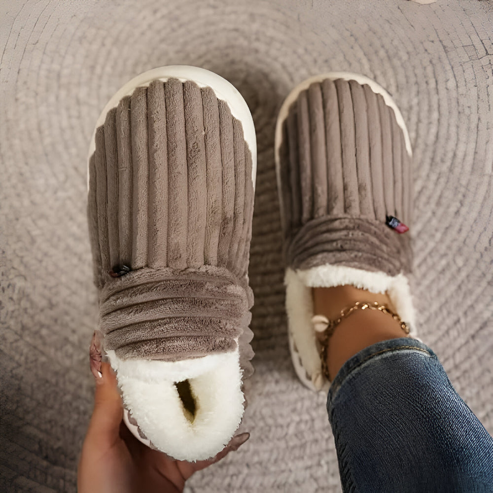 Damen-Hausschuhe für den Winter mit rutschfester Sohle für drinnen | Temsk