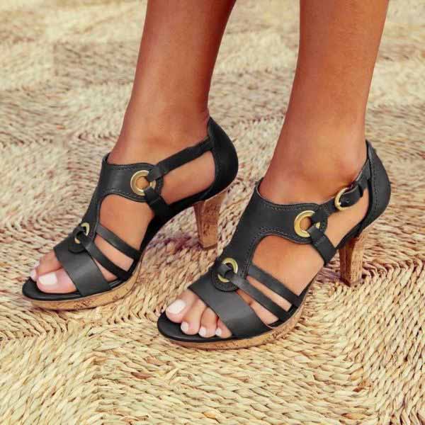 Women's Ankle Strap Heeled Sandals in Faux Leather, Size 8 | Temsk
