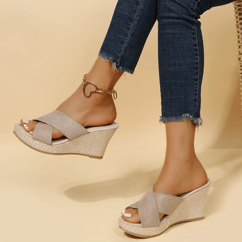 Adjustable, Durable Women's Orthopedic Comfort Sandals With Size Options | Temsk