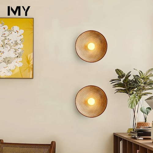 Handgefertigte LED-Holzwandlampe mit rustikalem Charme und sanfter Atmosphäre | Temsk