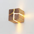 WoodAura handgeschnitzte Harz-Design Massivholz-Wandlampe | Temsk