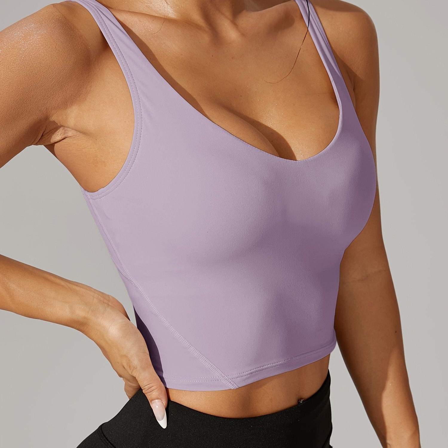 Pružný crop top s výstřihem do V a odhalenými zády pro sportovní nošení | Temsk