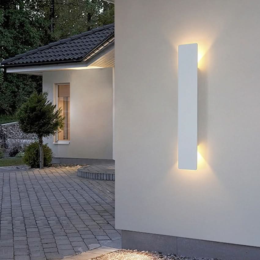 AstraGlow vodotěsná LED nástěnná lampa pro osvětlení zahrady a terasy | Temsk