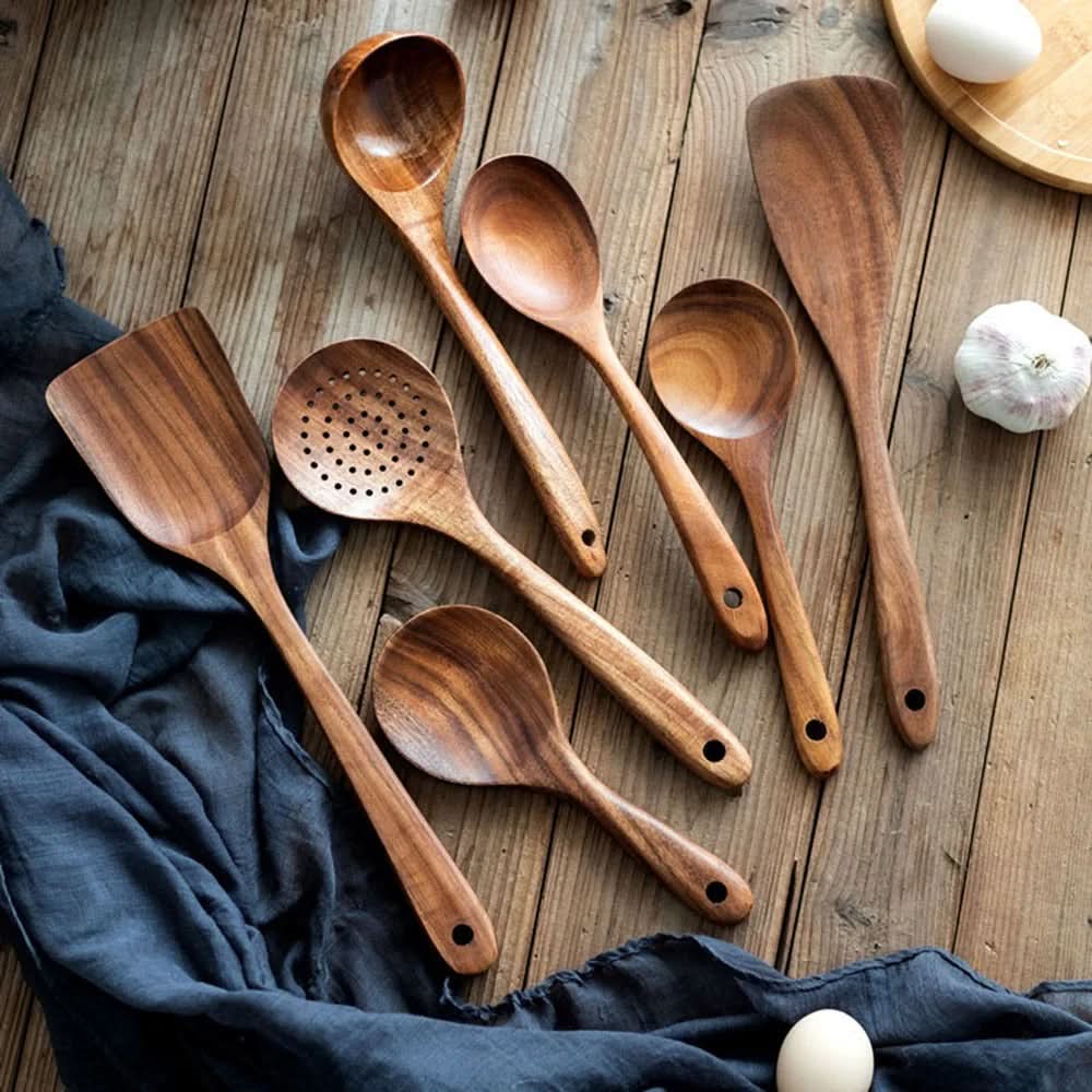 Teak Kitchen Utensil Set For Elegant Cooking In Modern Kitchen | Temsk
