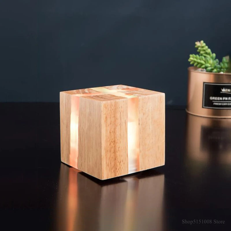WoodAura handgeschnitzte Harz-Design Massivholz-Wandlampe | Temsk