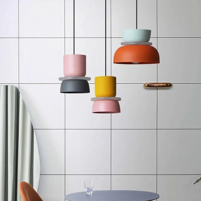 Chico Pendelleuchten mit verspielten nordischen Farben für moderne Küchen | Temsk