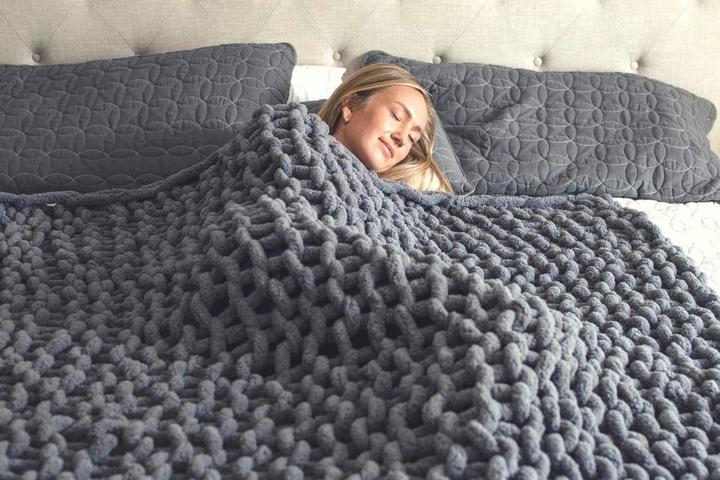 CloudNest Plush Knit Blanket For Cozy Home Comfort | Temsk