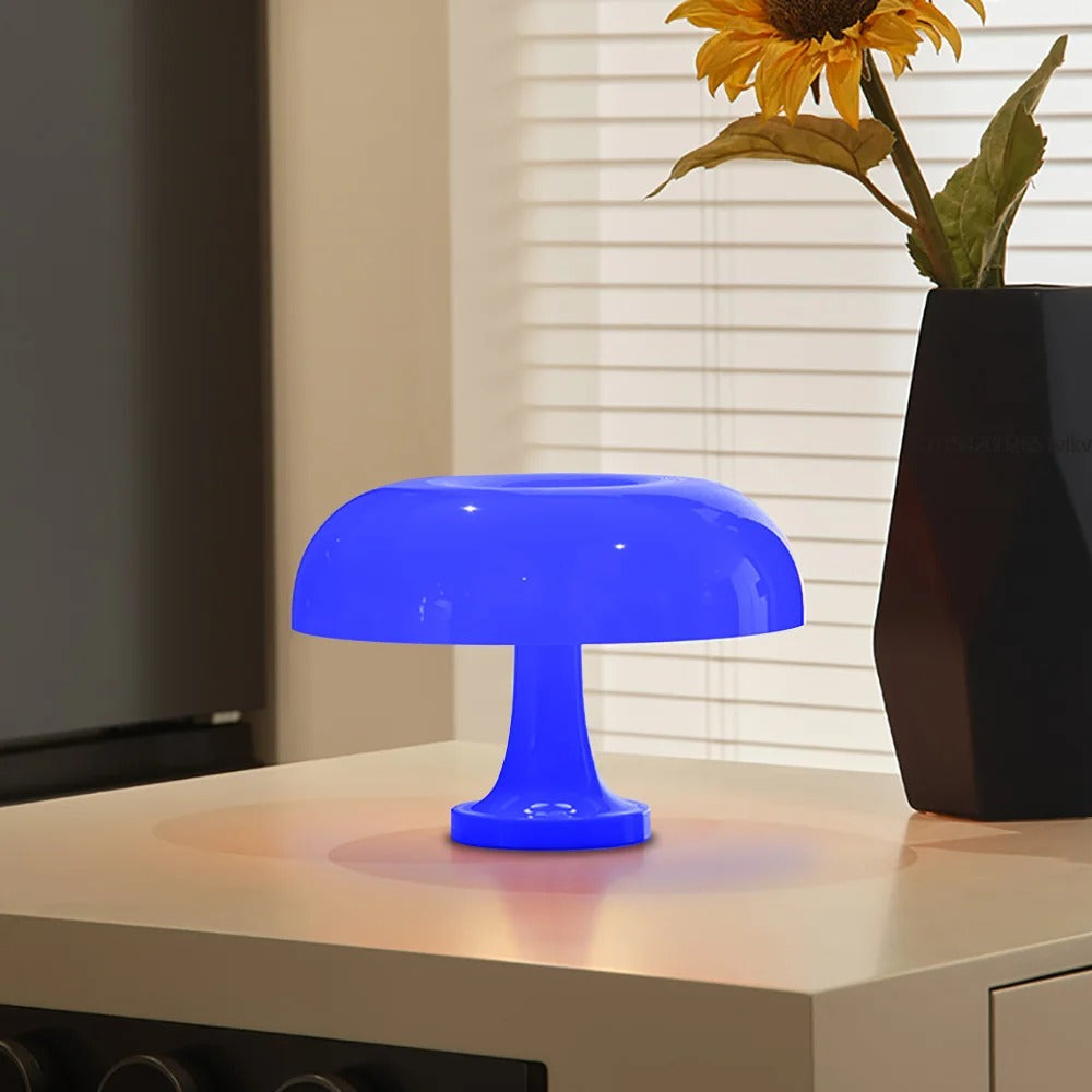 Pilzlampe im Bauhaus-Stil für warme Wohnatmosphäre | Temsk