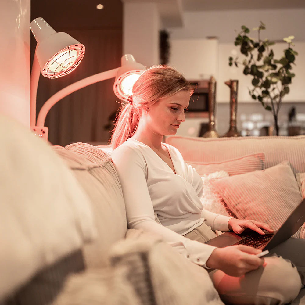 Professional Infrared Heat Lamp for Muscle & Joint Relief | Temsk