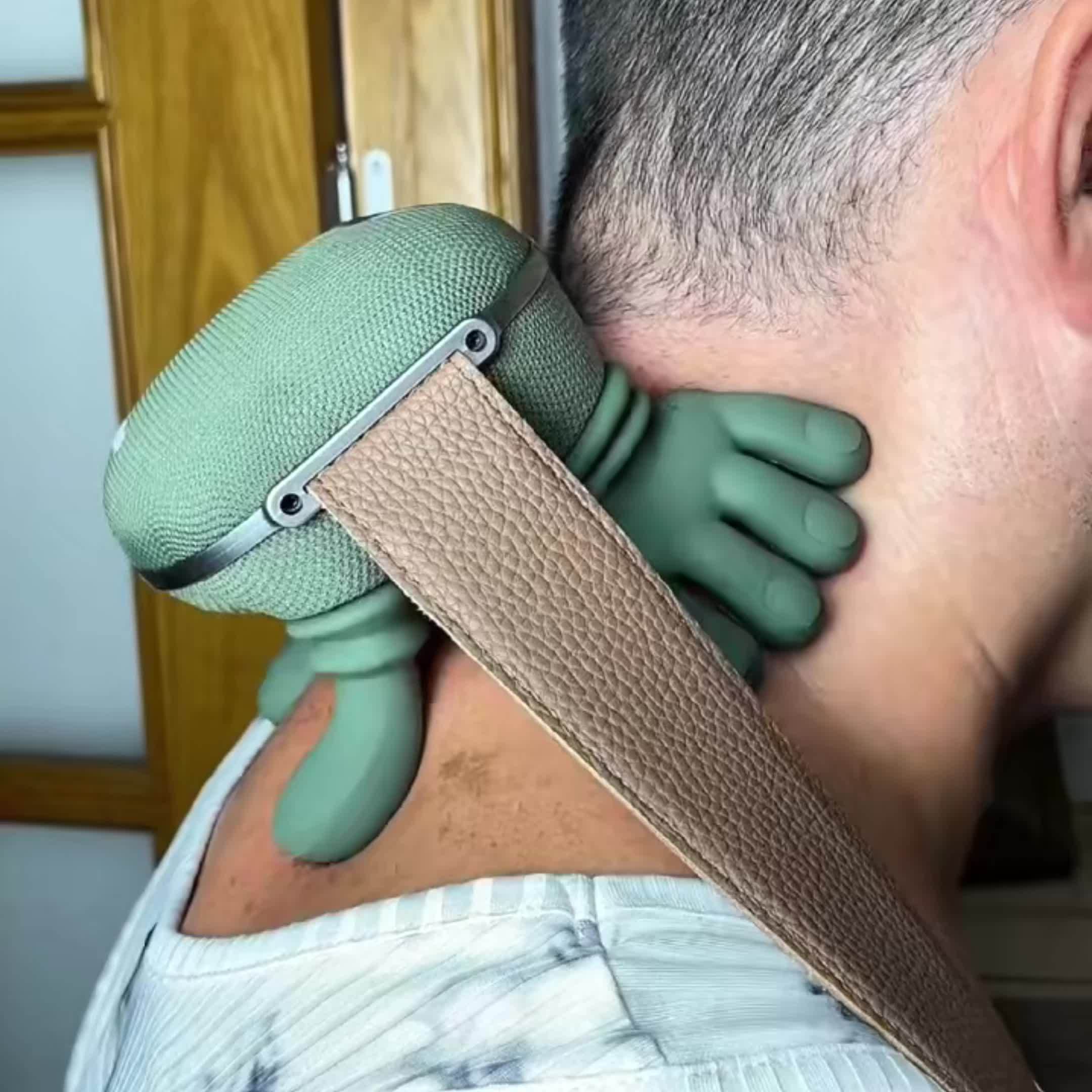 Tragbarer elektrischer Nackenmassagegerät zur Tiefengewebemassage und Schulterentlastung | Temsk