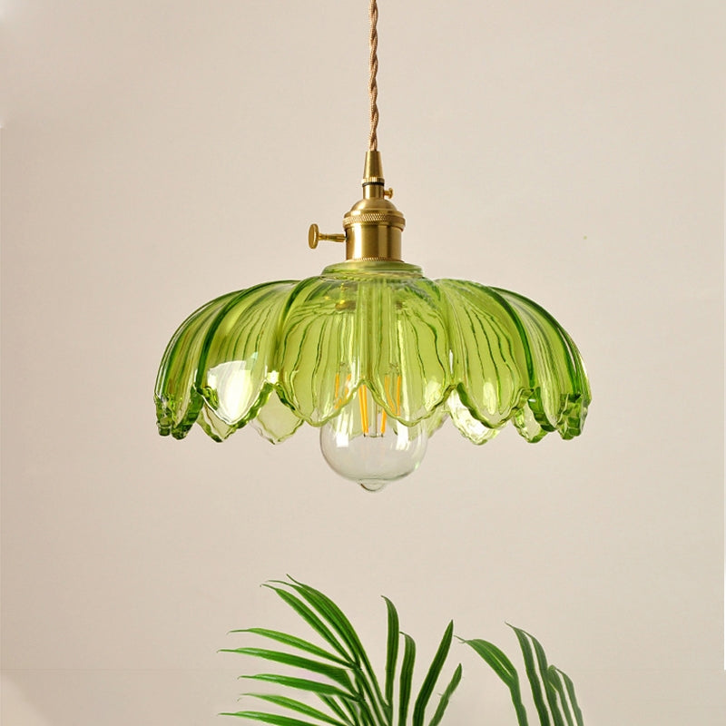 Florale Glas-Pendelleuchte mit Vintage-Charme in farbigem Glas | Temsk