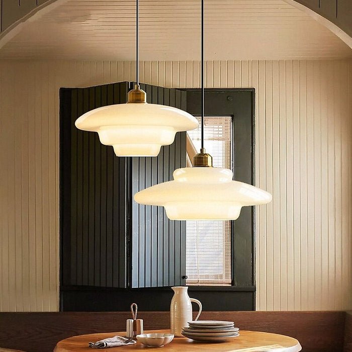 Milchige Pendelleuchte mit weißem Glasschirm für moderne Midcentury-Dekoration | Temsk