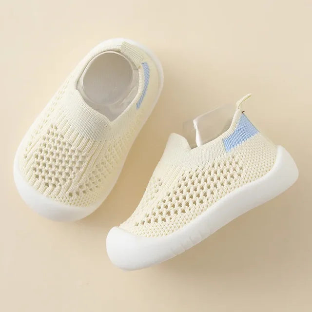 Lightweight Kids Sneakers With Breathable Mesh And Non Slip Sole | Temsk