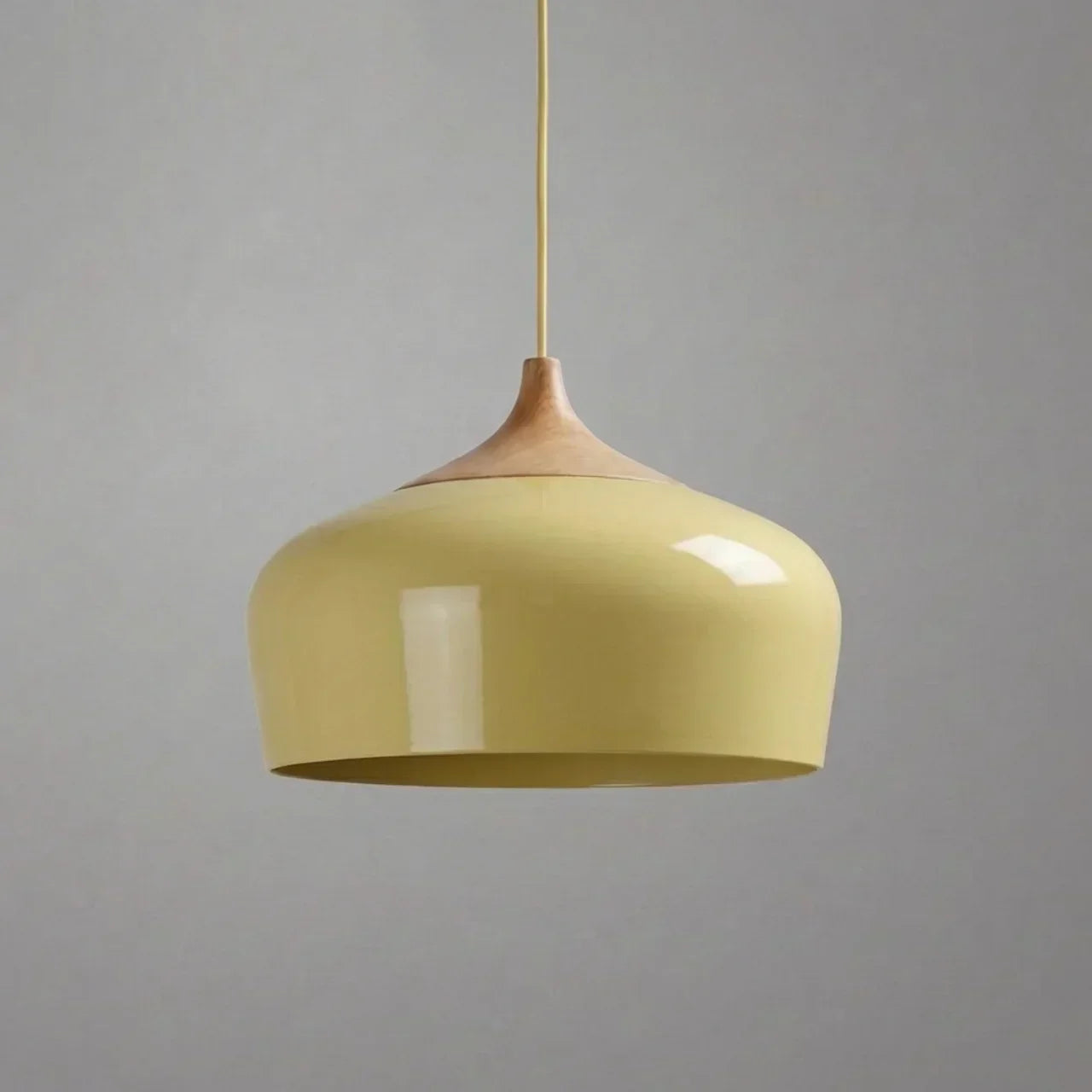 Pendant Light With Sculptural Shape Design In Metal And Wood | Temsk