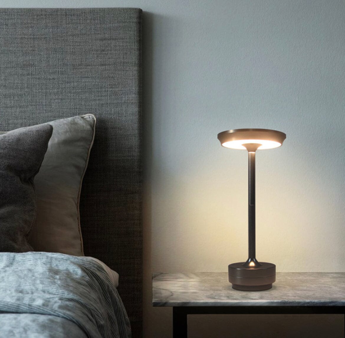 LumaNova Cordless Touch Lamp With Dimmable Wireless Lighting | Temsk