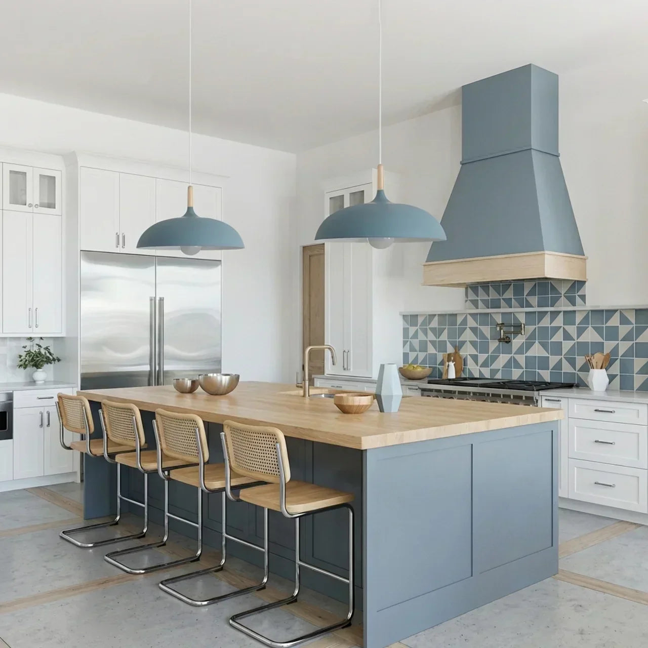 Pendant Light With Sculptural Shape Design In Metal And Wood | Temsk