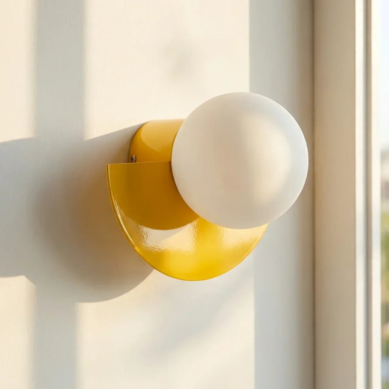 Wall Mounted Sconce Light in Semi Circle Metal With Integrated LED | Temsk