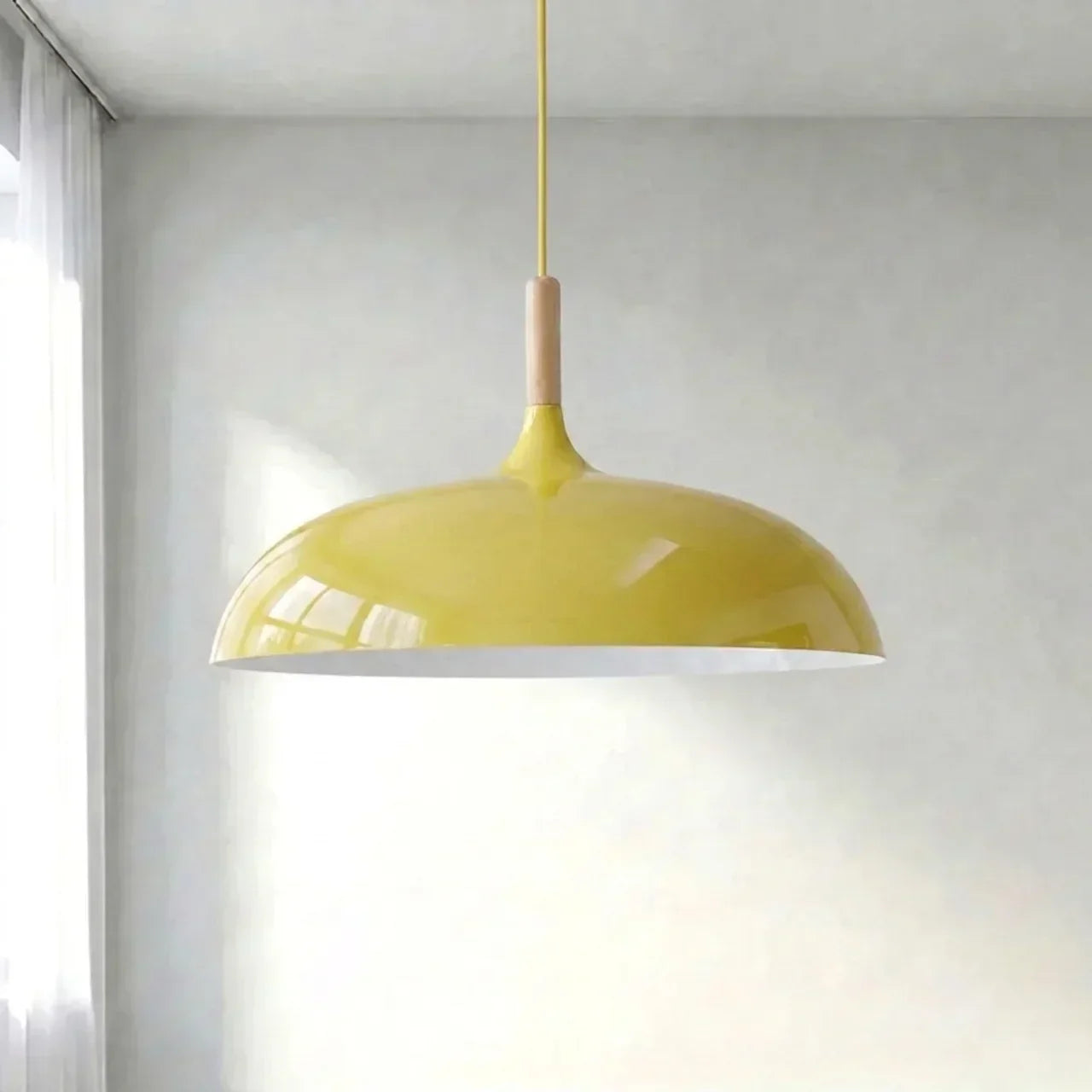 Pendant Light With Sculptural Shape Design In Metal And Wood | Temsk