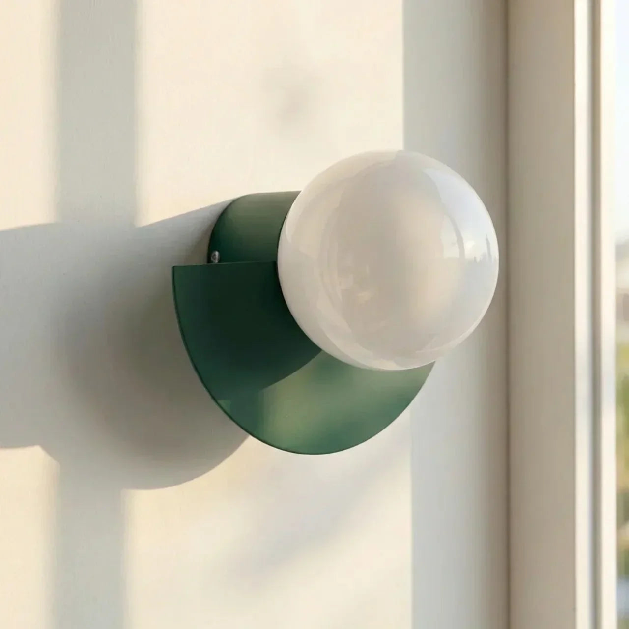 Wall Mounted Sconce Light in Semi Circle Metal With Integrated LED | Temsk