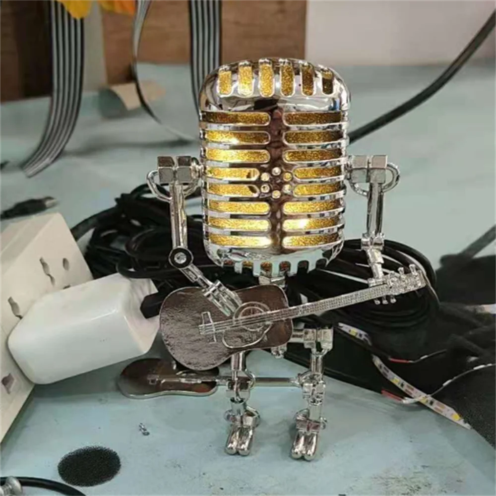 Robotická stolní lampa LumaForge ve tvaru kytary s nastavitelným teplým světlem | Temsk
